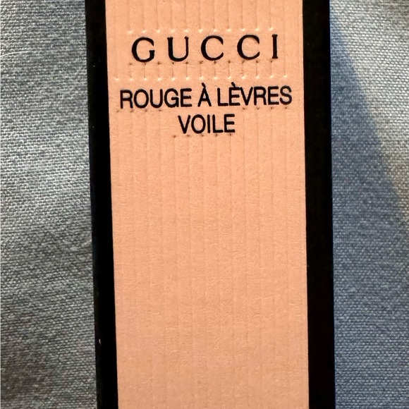 GUCCI Rouge A Levres Voile Lip Colour~Odelie RED 500~ 3.5g~NIB - Picture 8 of 9